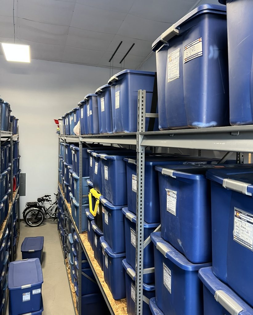 Estantes de almacenamiento de engranajes de esquí